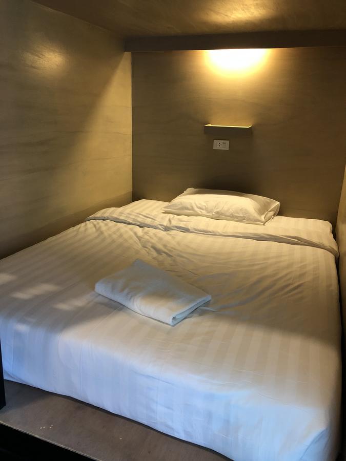 H2B Hostel Phuket Екстериор снимка